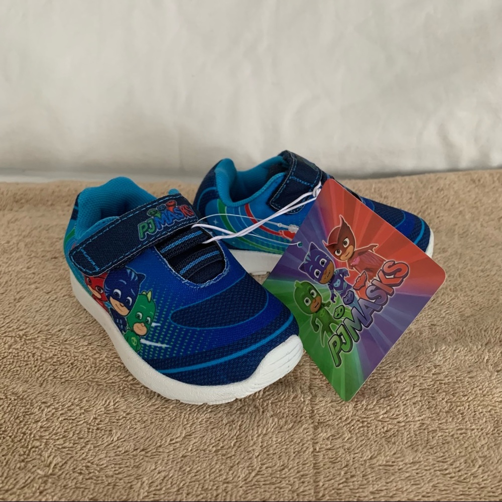 Toddler 5 PJ MASKS Blue / Multi Hook & Loop Athletic Sneakers Shoes NWT Cute